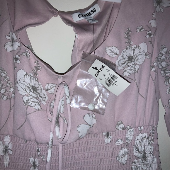 Flower light pinkish purple Express dress - Picture 2 of 6